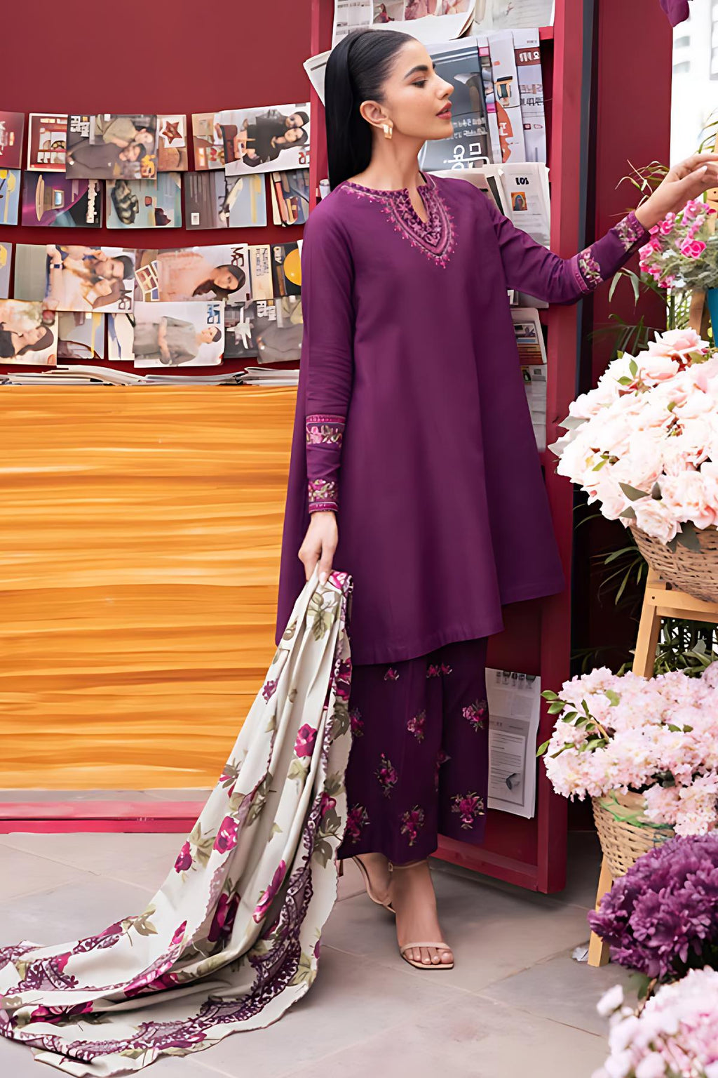 Embroidery Winter Dhanak Fabirc 3pc suit, GuaranteeWinter Dhanak Unstitched Embroidered 3-Piece Suit with Digital Printed Pashmina Wool Shawl D-1030