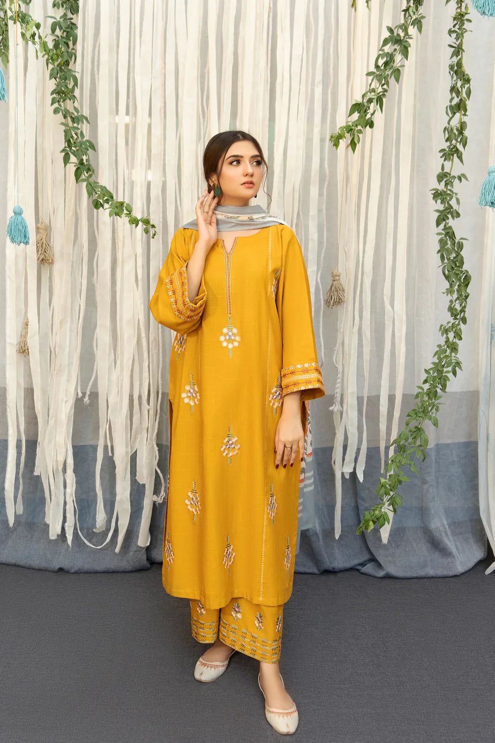 Winter Dhanak Unstitched Embroidered 3-Piece Suit with Digital Printed Pashmina Wool Shawl D-1014