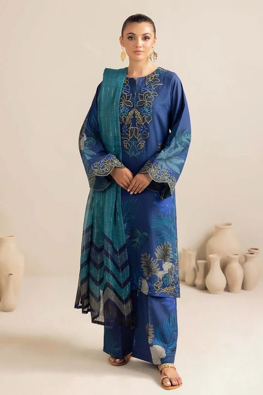 Maria.b Lawn Fabric 3Pc unstitch D-1747