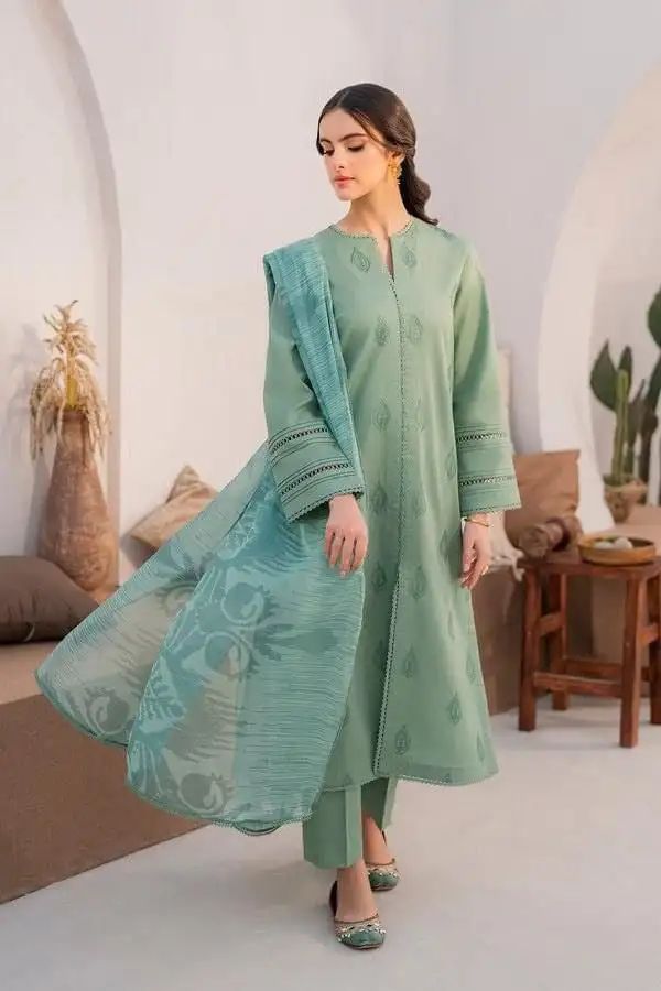 LAWN Embroidered 1405