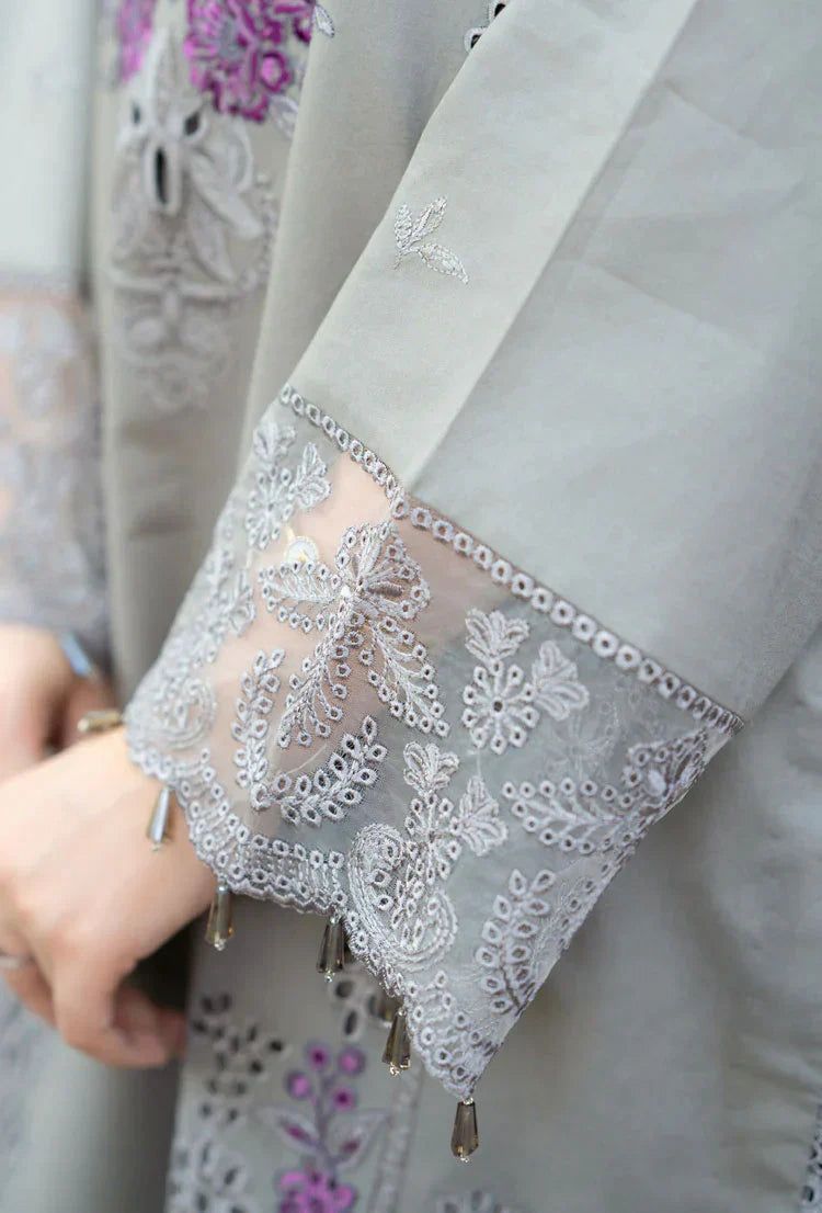 SUMMER COLLECTION LAWN  Heavy Embroidered 1560
