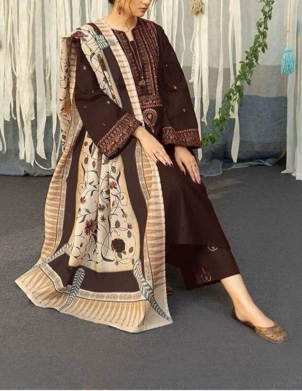 LAWN  Embroidered 1368