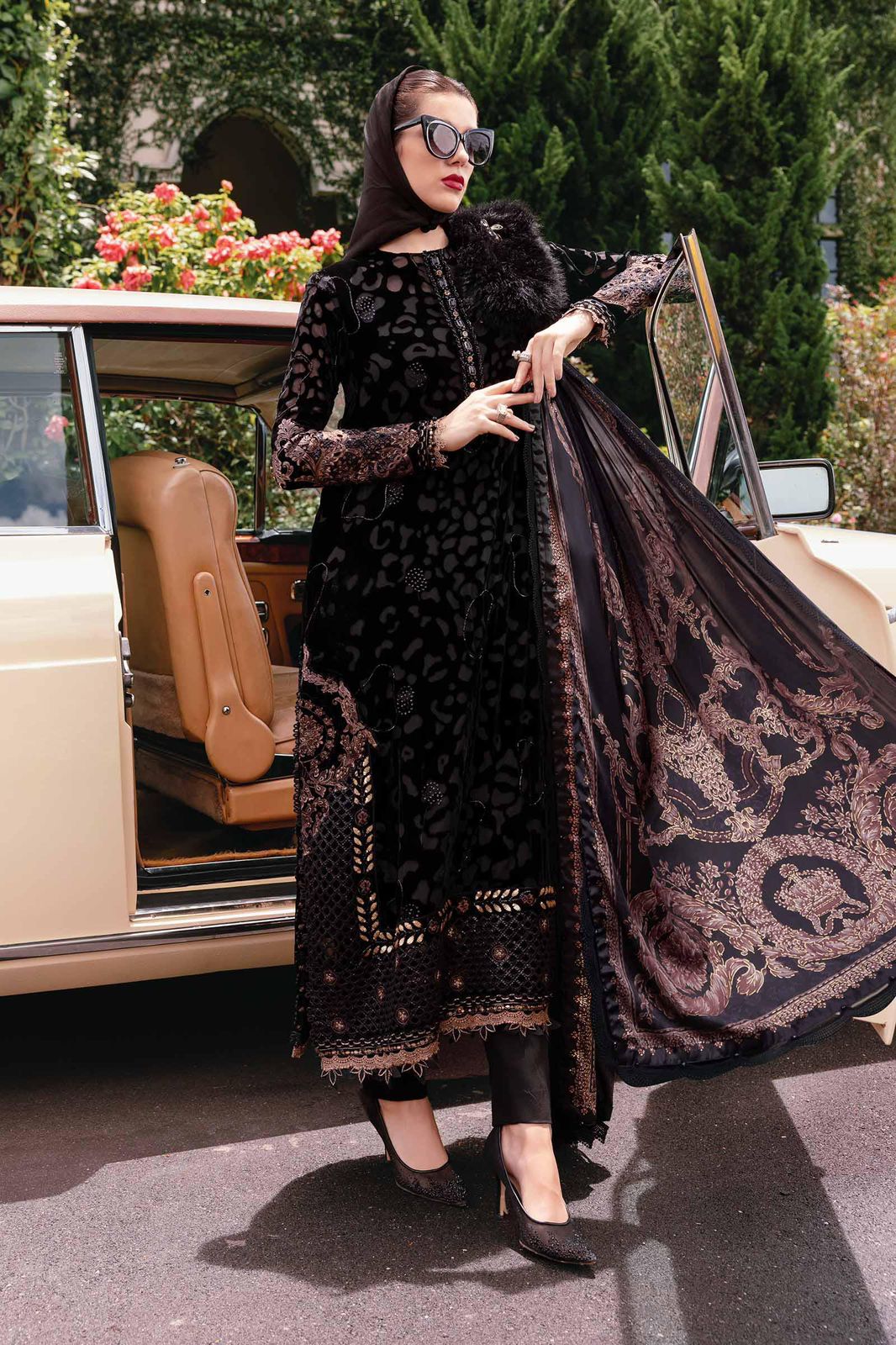 MARIA B LAWN embroidery D-1697