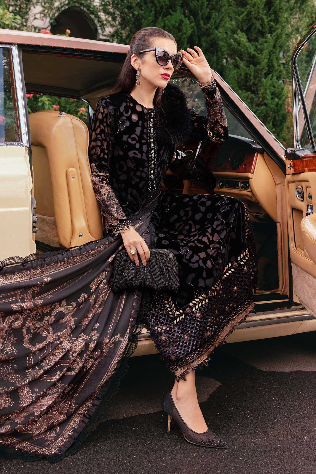 MARIA B LAWN embroidery D-1697