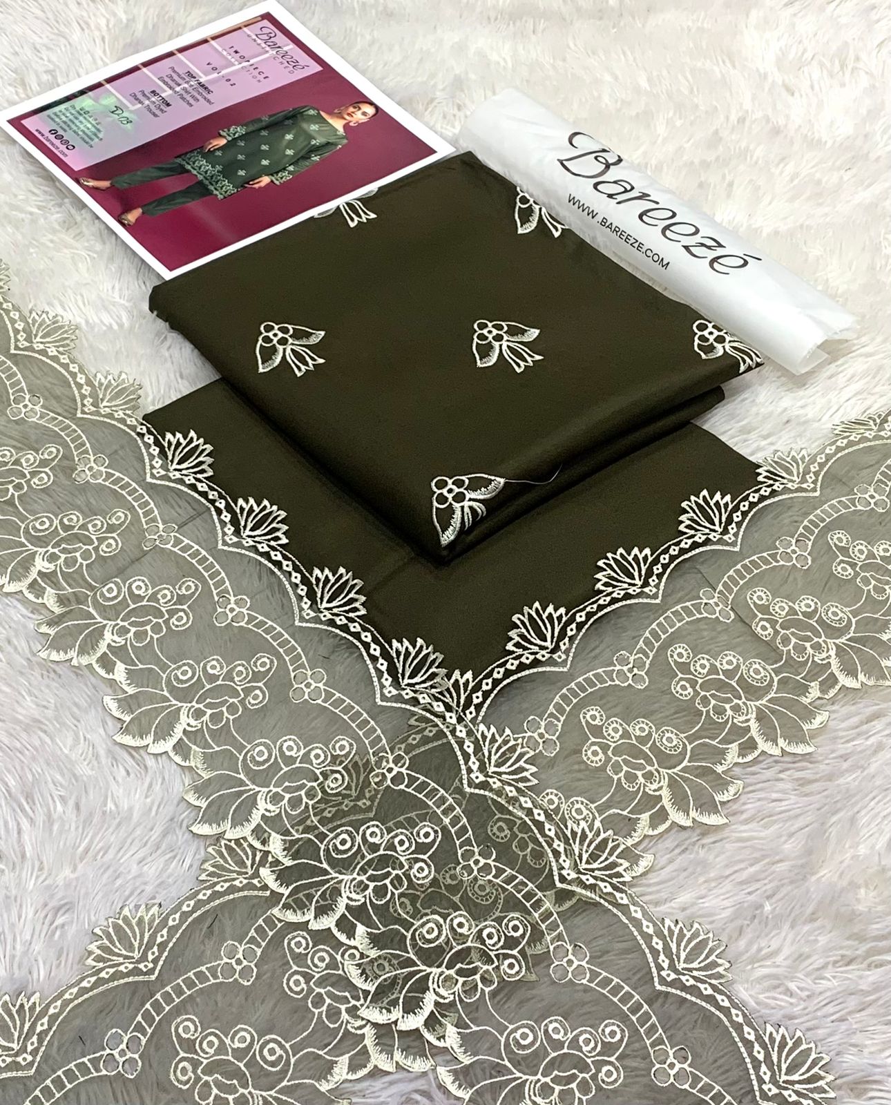 SUMMER COLLECTION LAWN 2PC 1561