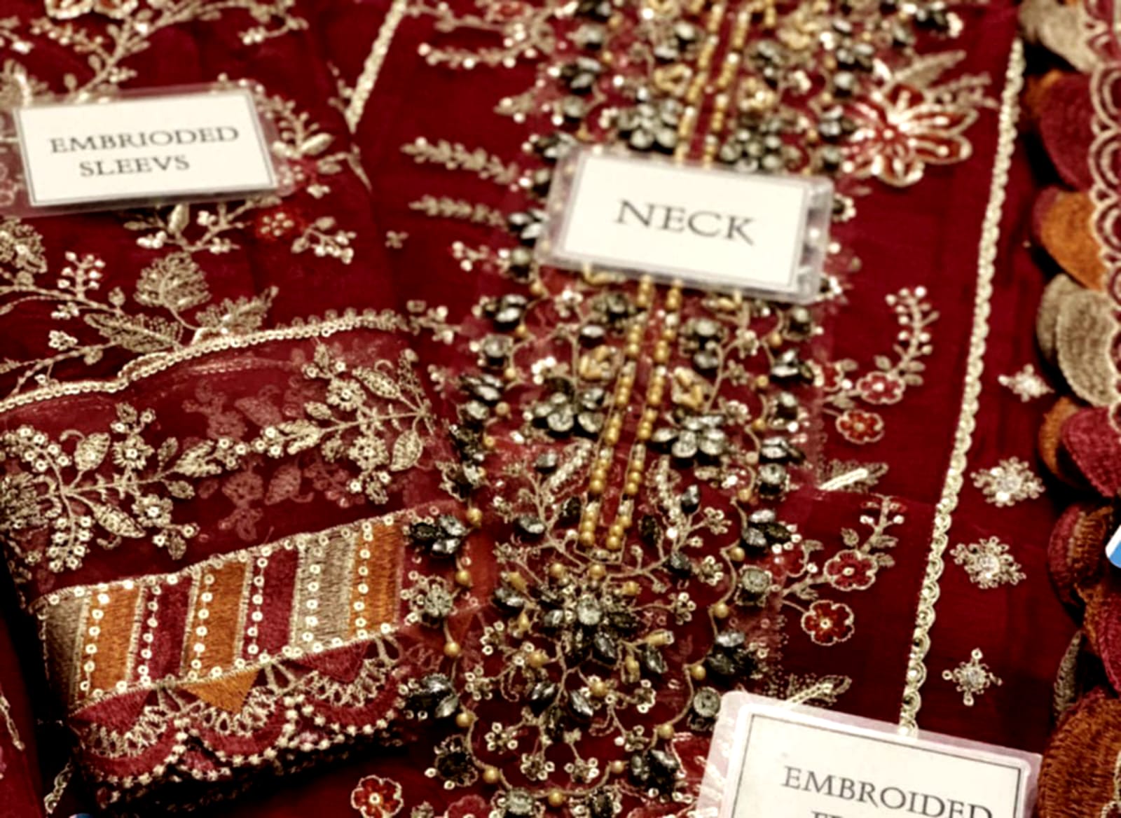 Maria B Chiffon Collection  | Fully Heavy Embroidered Chiffon 3-Piece Suit | Luxury Pakistani Fashion D-1052