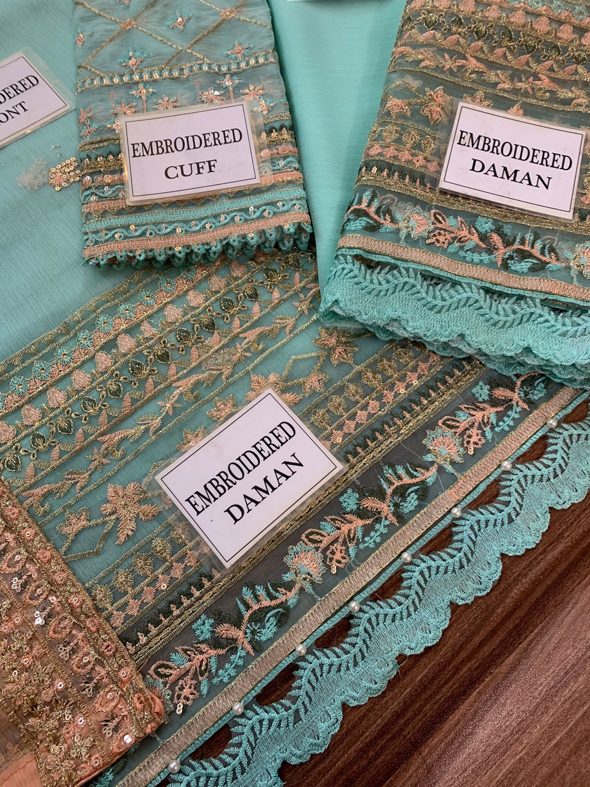 Xenia Chiffon Collection 2025-2026 – Fully Embroidered Chiffon Suit with Dupatta & Dyed Malai Trouser | Premium Quality D-1080