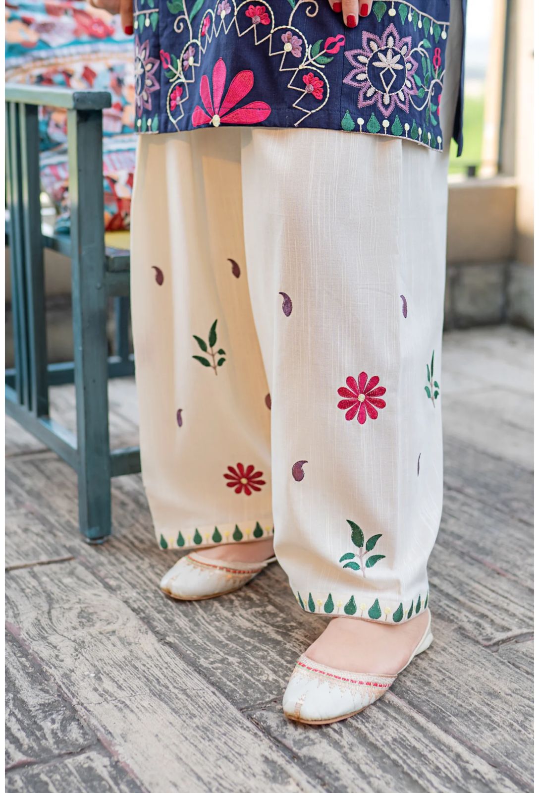 LAWN EMBROIDERED 2pc 1409