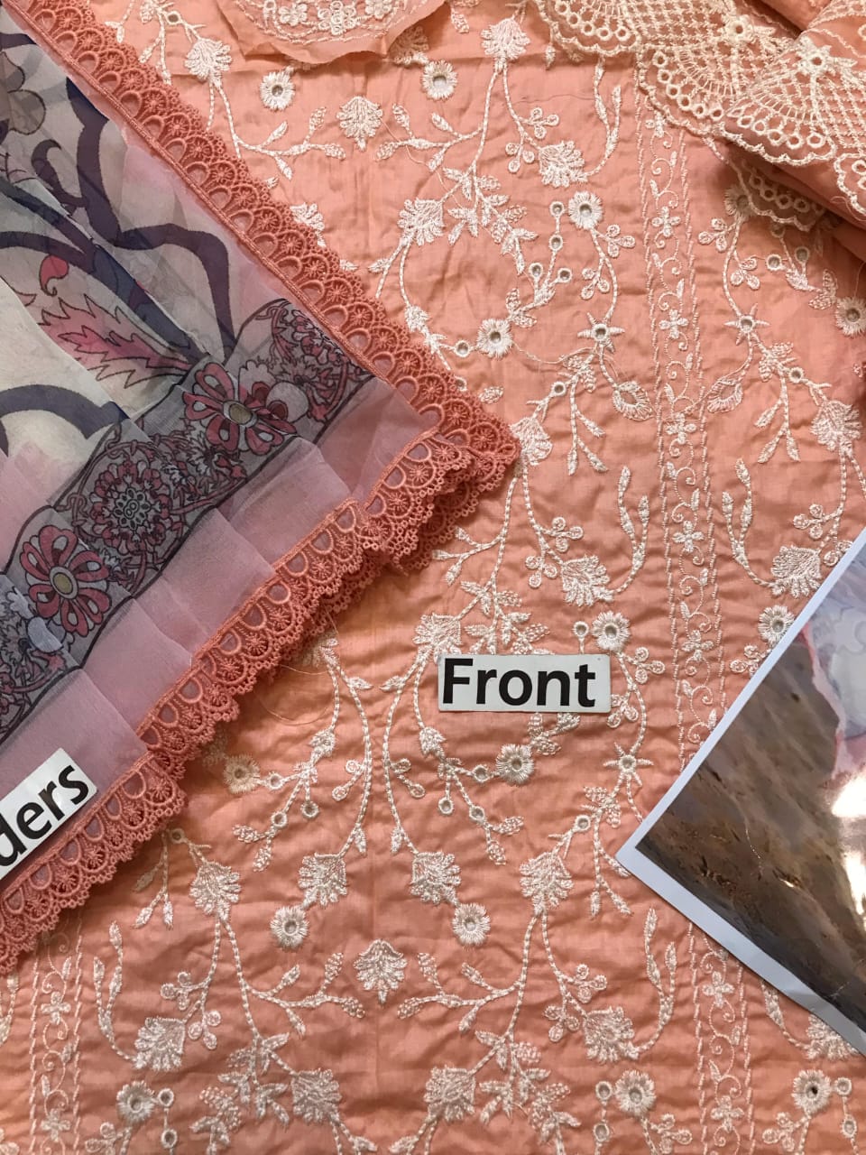 Zaib Lawn ChikenKari 1322