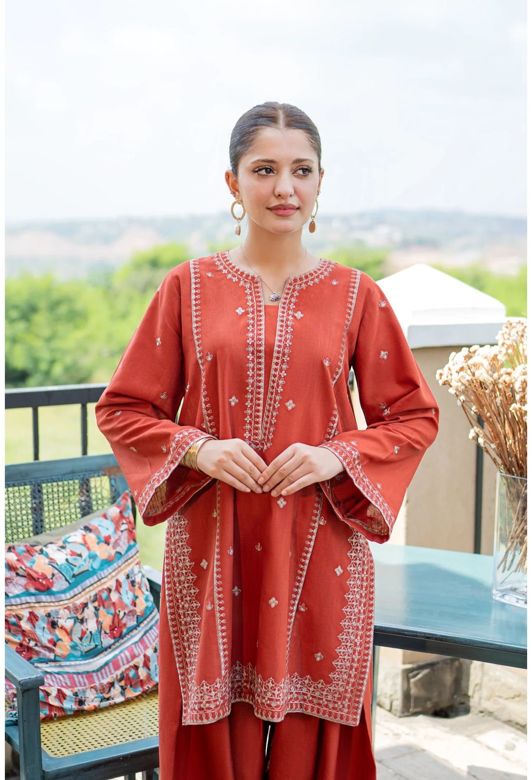 LAWN EMBROIDERED 2pc 1480