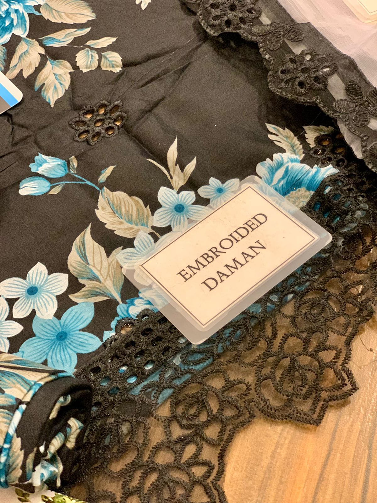 IZNIK lawn embroidere 1324