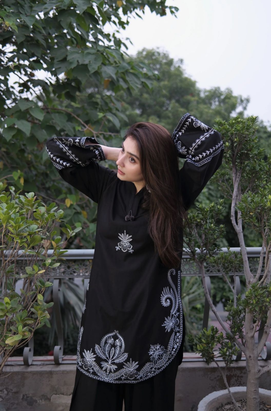 LAWN EMBROIDERED 2pc 1411