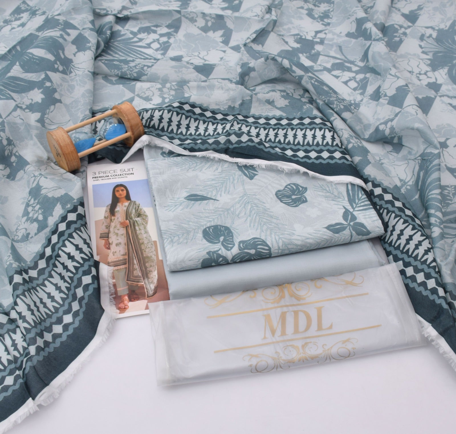 Premium print Lawn Fabric 3pc - Lawn Dupatta d- 6129