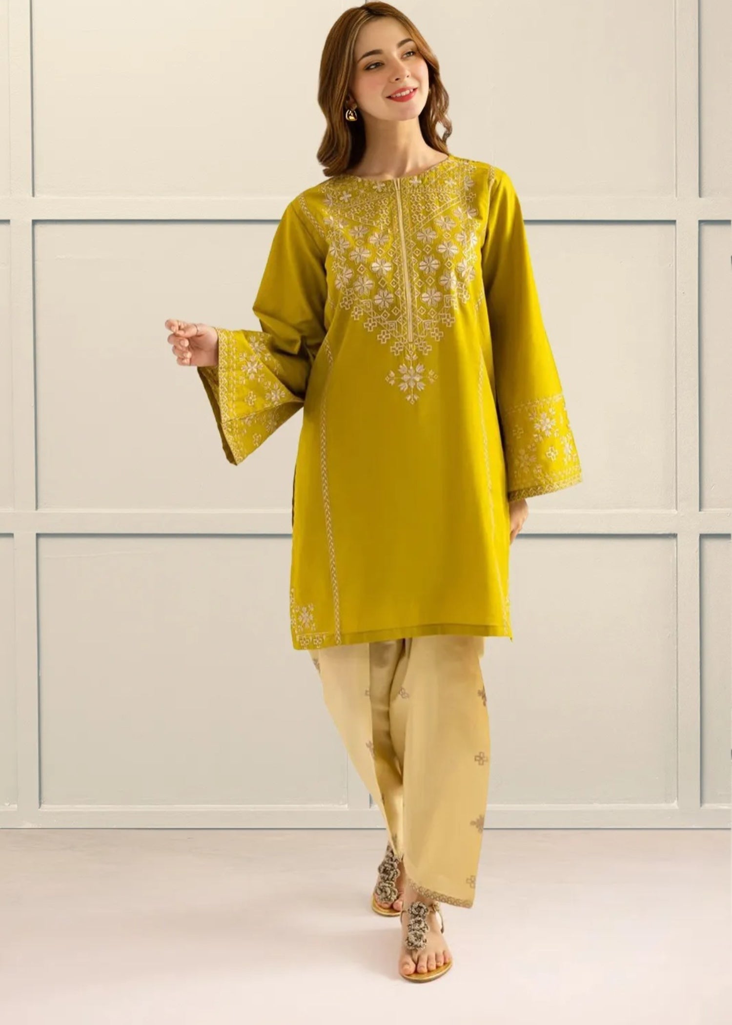 LAWN EMBROIDERED 2pc 1636