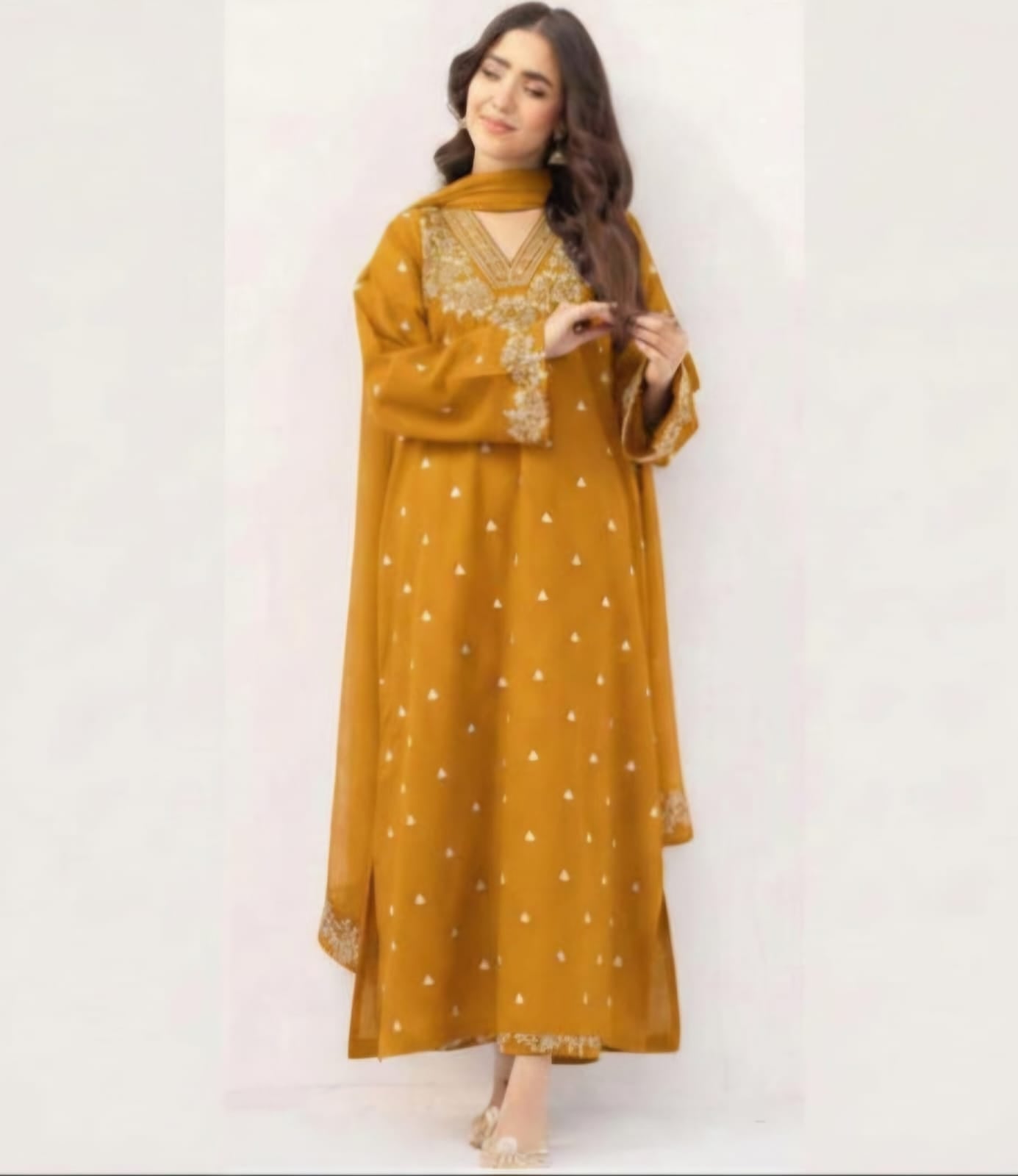 Lawn embroidery 2pc unstitch - d1819