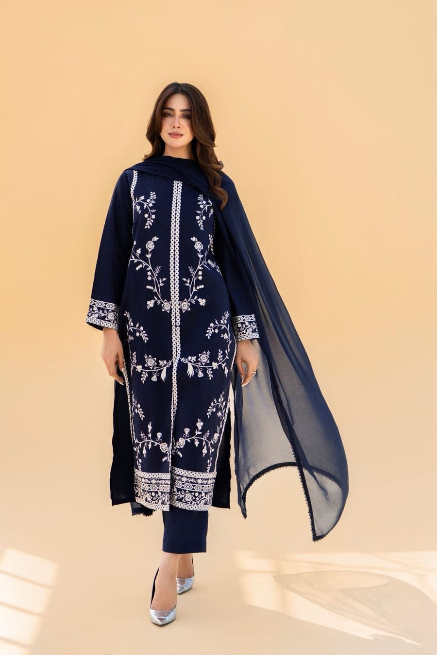 Dhanak Designer Embroidered 3 Piece Suit for Women – Unstitch Winter Collection 2026