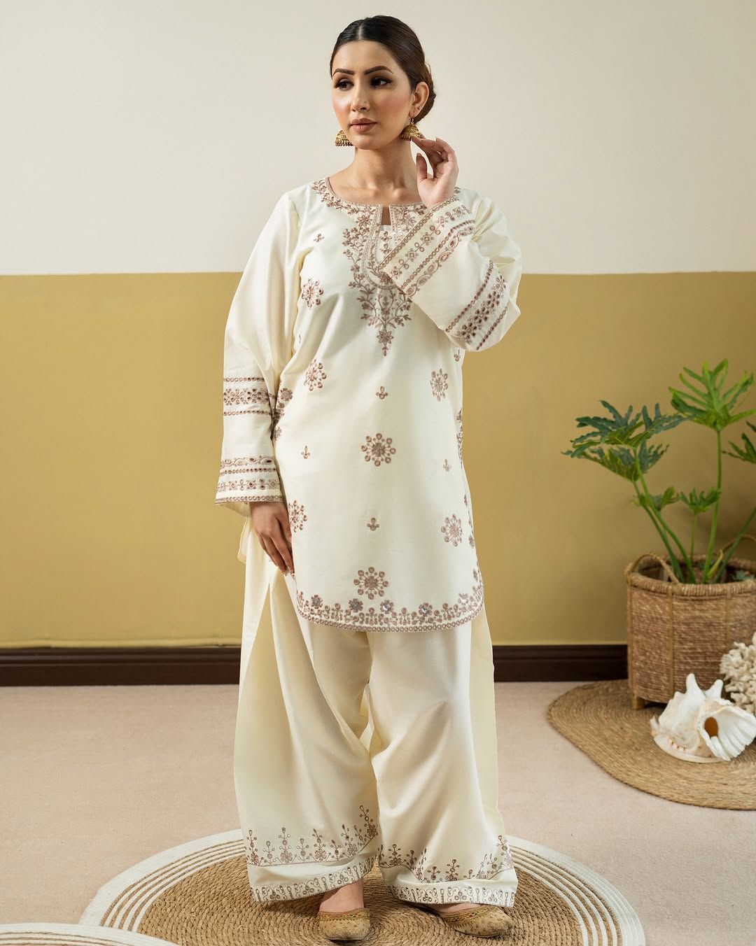👑 Premium Dhanak 2-Piece Winter Designer Dress for Women