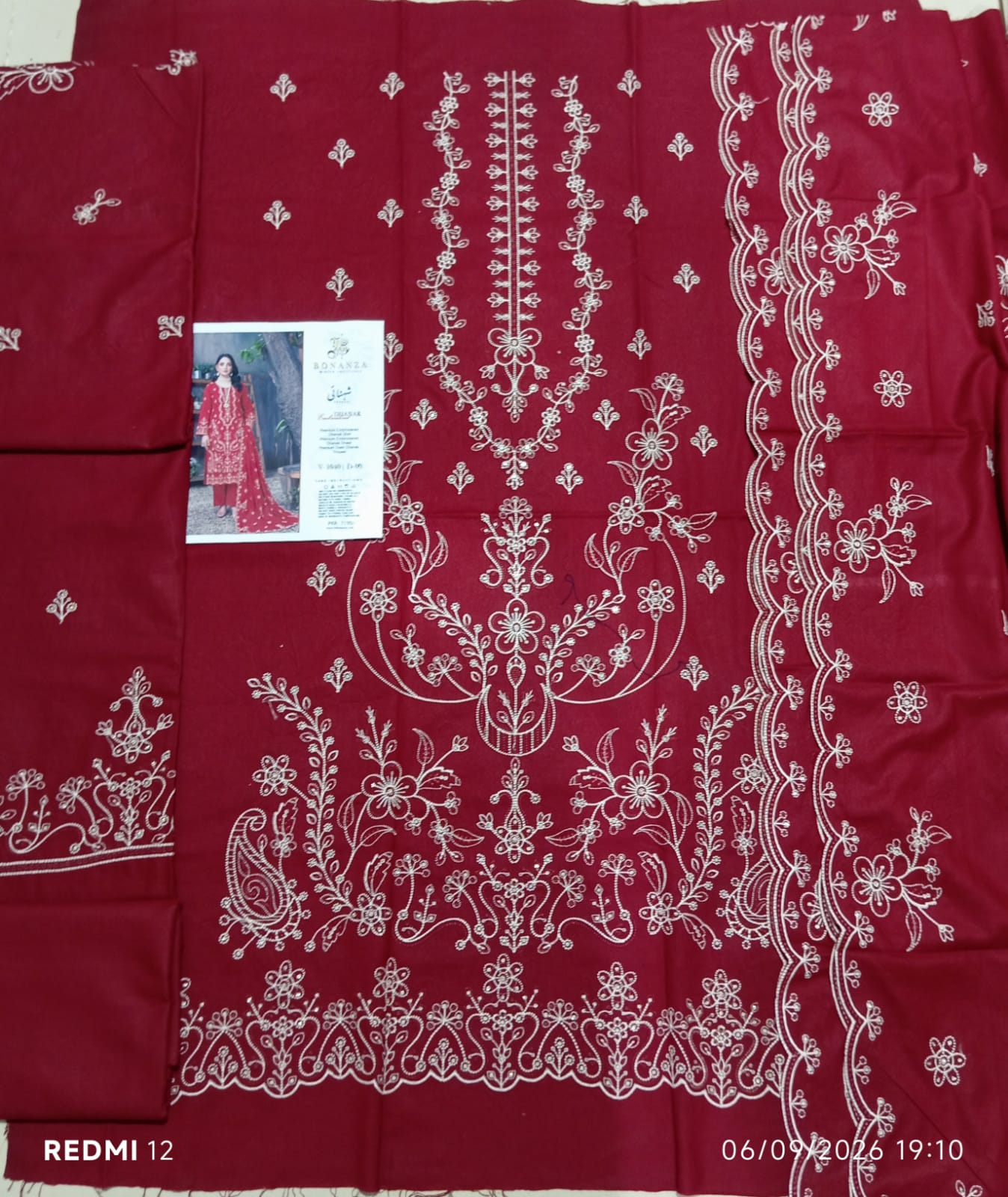 Original Brand Shehnai Dhanak 3 Piece Heavy Embroidered – Unstitch thumbnail 2